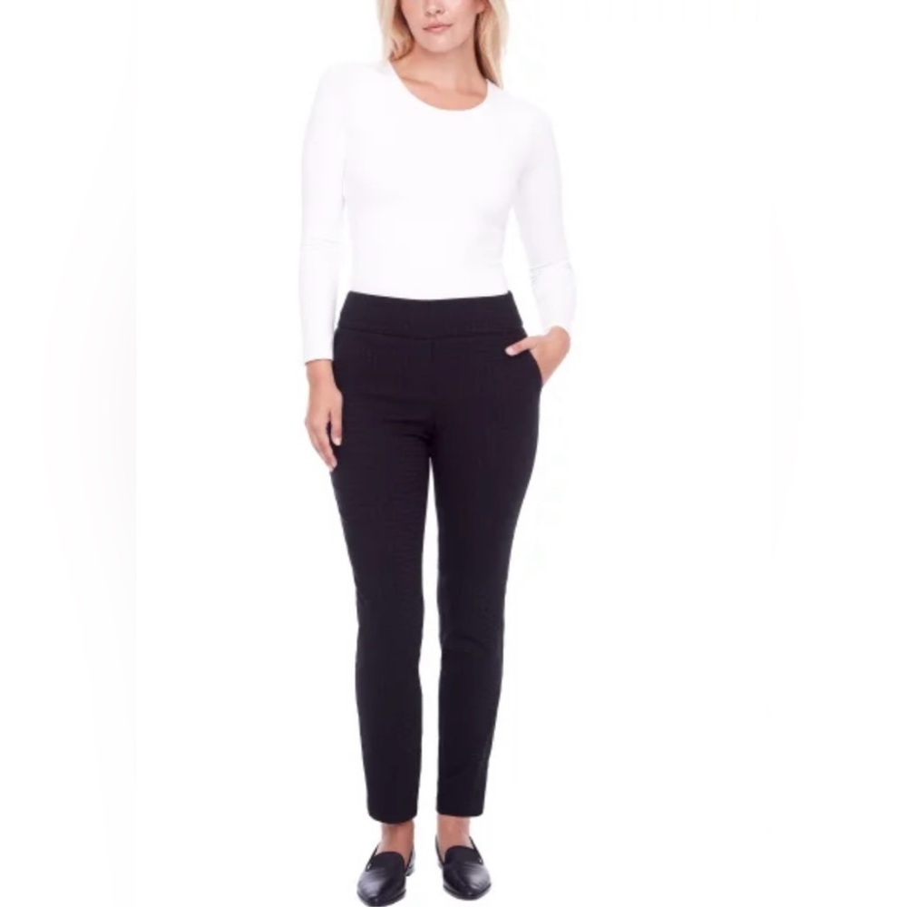 SC&CO Women's Black Tummy Control Slim Leg Pants size S